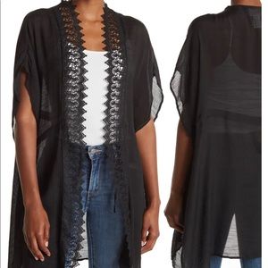 NWT Melrose and Market Kimono